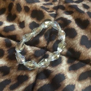 Clear gem bracelet ✨